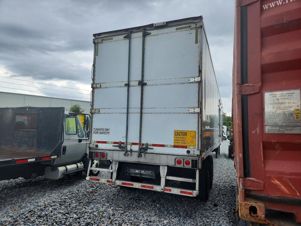 2016 Utility trailer VIN 1UYVS2483GM426149 COPART salvage auction — MINOR DENT/SCRATCHES, IL - CERTIFICATE OF TITLE (P), sold $1,800 on 2026-09-08 (photo 3)