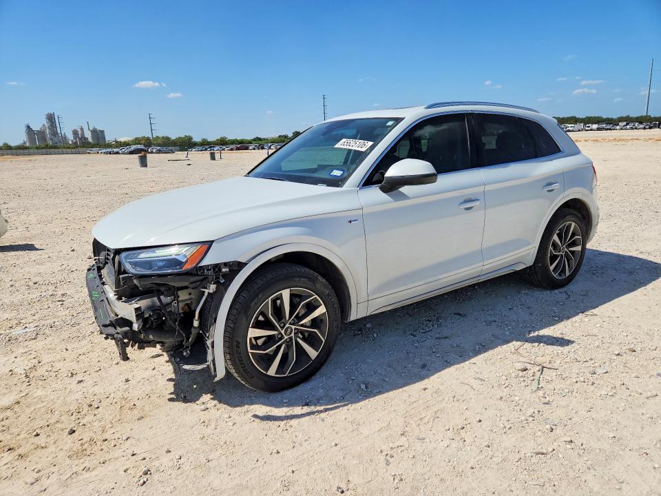 2022 Audi Q5 VIN WA1EAAFY2N2021220 — COPART salvage auction photo