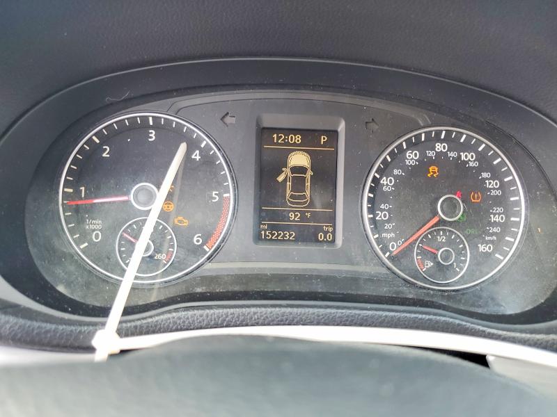 2013 Volkswagen Passat VIN 1VWBN7A33DC111610 COPART salvage auction — MINOR DENT/SCRATCHES, Tx - Certificate Of Title (P), sold $725 on 2026-10-03 (photo 9)