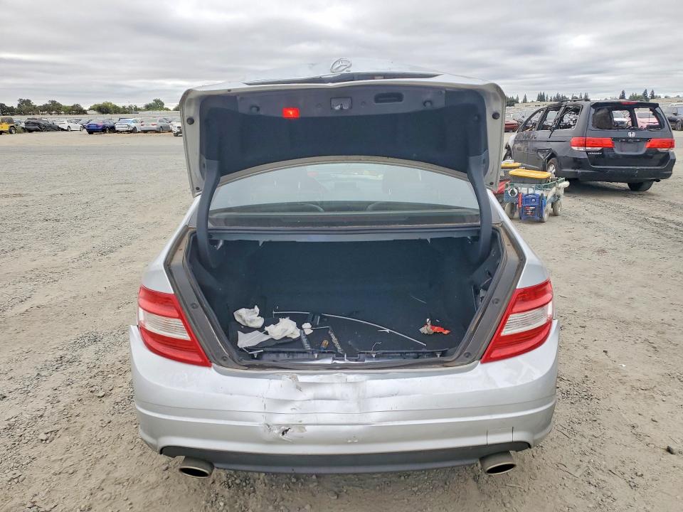 2010 Mercedes-benz C class VIN WDDGF5EBXAR121058 COPART salvage auction — REAR END, CA - SALVAGE CERTIFICATE, sold $725 on 2026-08-20 (photo 6)