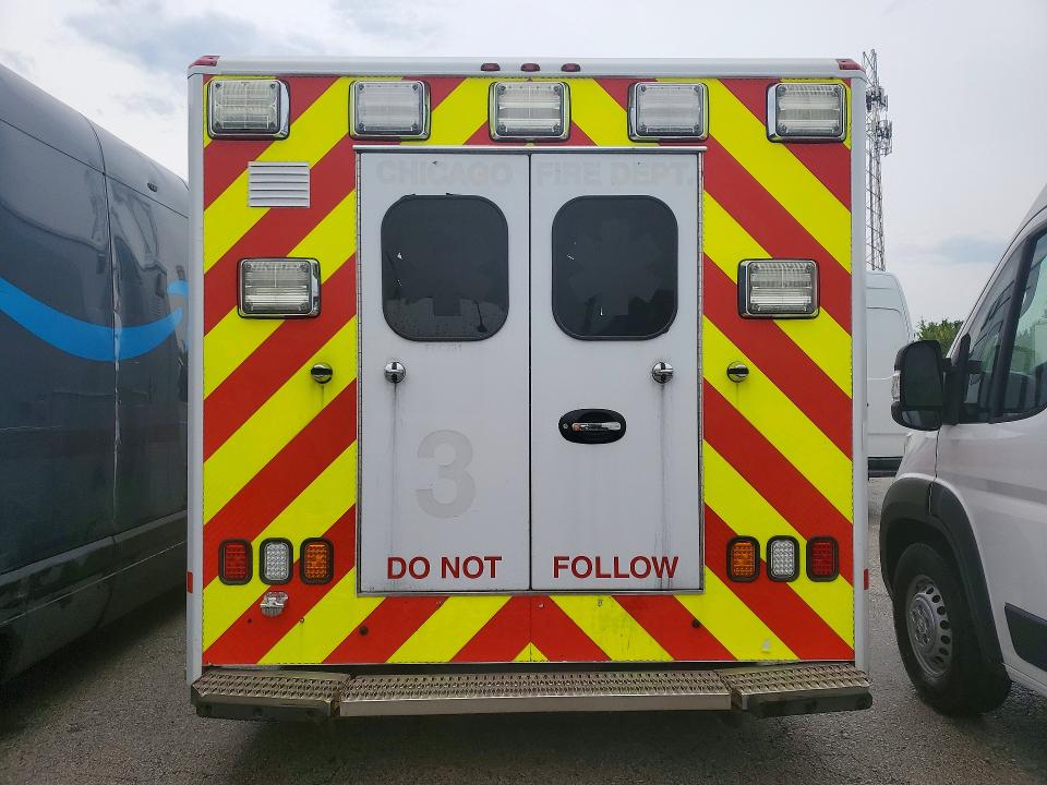 2017 Ford Econoline VIN 1FDXE4FS4HDC32407 COPART salvage auction — MECHANICAL, Il - Certificate Of Title, sold $5,900 on 2026-09-10 (photo 6)