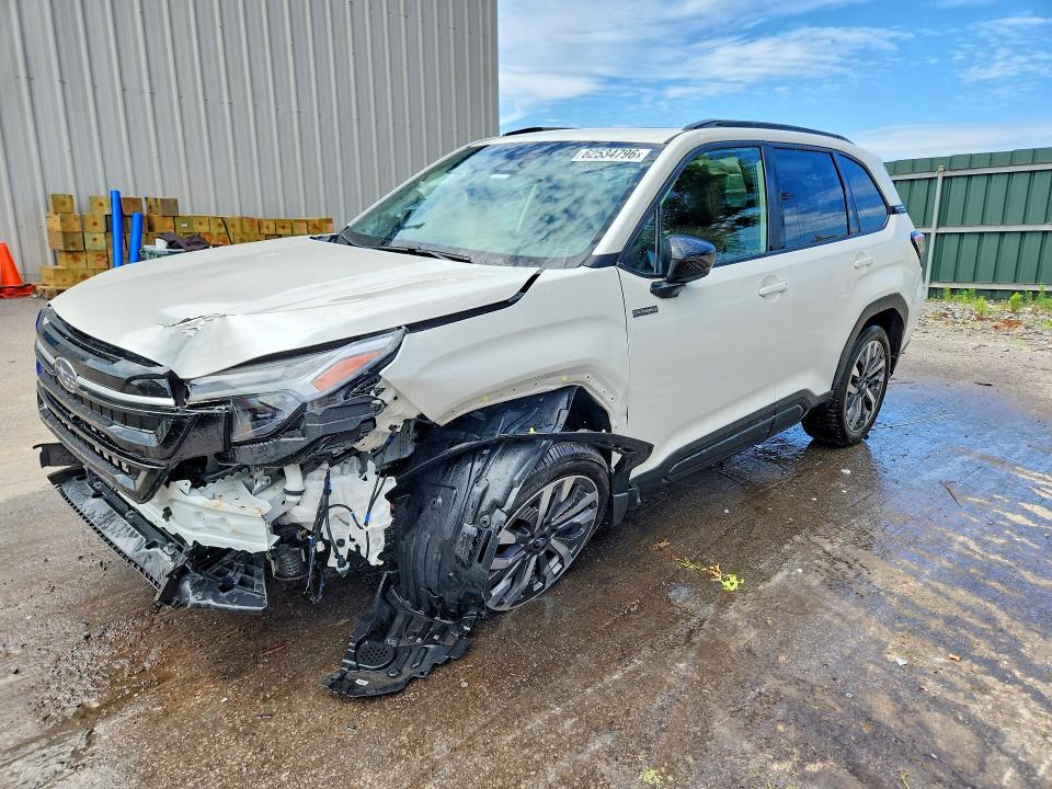 2025 Subaru Forester VIN JF2SLSTD3SH439354 — COPART salvage auction photo