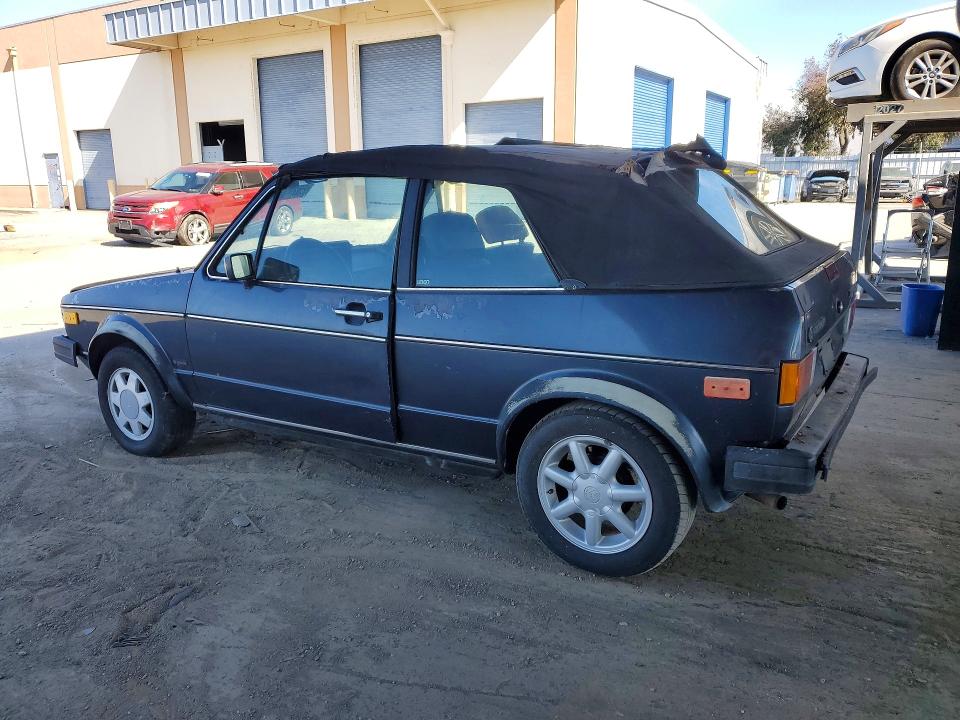 1987 Volkswagen Cabriolet VIN WVWCA015XHK006361 COPART salvage auction — ROOF, CA - DIS/DLR/EXP ONLY CLEAN TITLE, sold $175 on 2026-08-18 (photo 2)