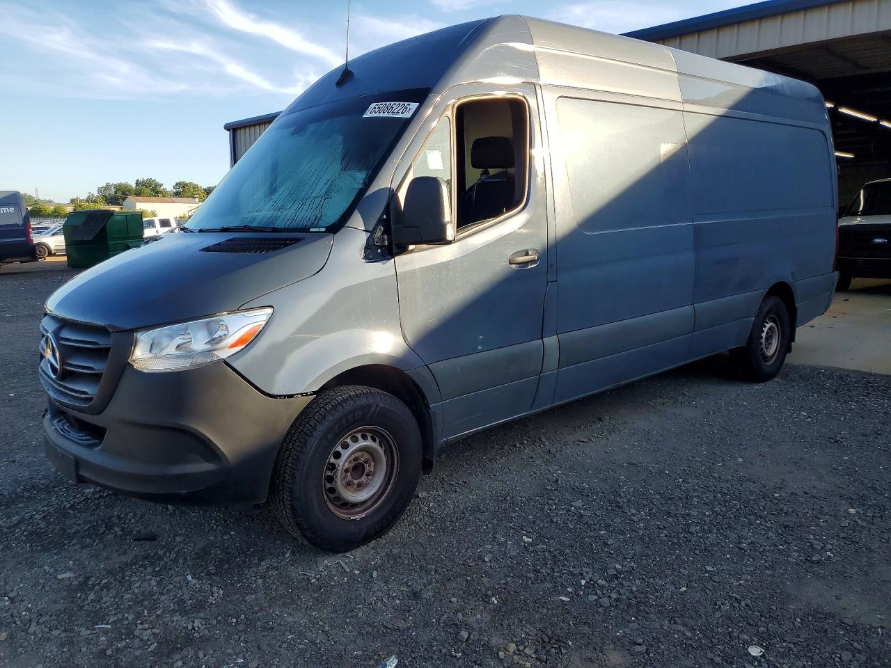 2019 Mercedes-Benz Sprinter VIN WD4PF1CD0KP151180 — COPART salvage auction photo