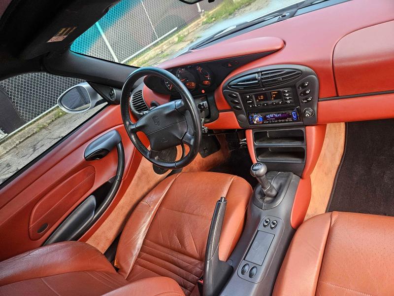1998 Porsche Boxster VIN WP0CA2986WU623669 COPART salvage auction — MINOR DENT/SCRATCHES, GA - CERT OF TITLE-REBUILT (P), sold $1,500 on 2026-09-08 (photo 9)