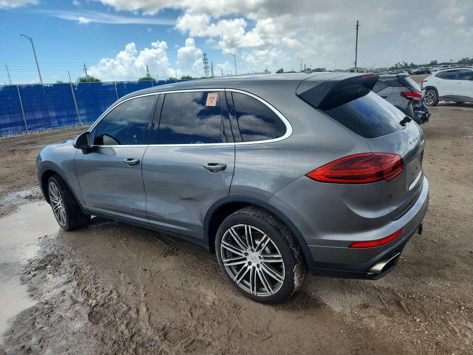 2016 Porsche Cayenne VIN WP1AA2A27GLA09282 COPART salvage auction — MINOR DENT/SCRATCHES, Fl - Certificate Of Title, sold $6,700 on 2026-09-08 (photo 2)
