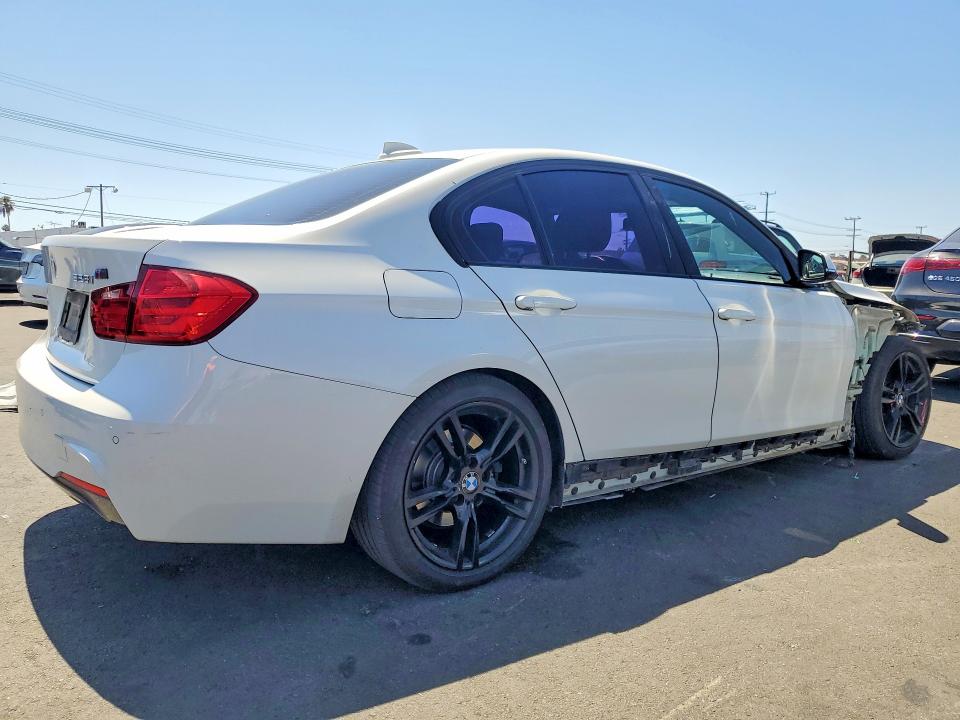 2014 BMW 3er VIN WBA3C1C58EK113964 COPART salvage auction — FRONT END, Ca - Salvage Certificate, sold $1,550 on 2026-08-19 (photo 3)