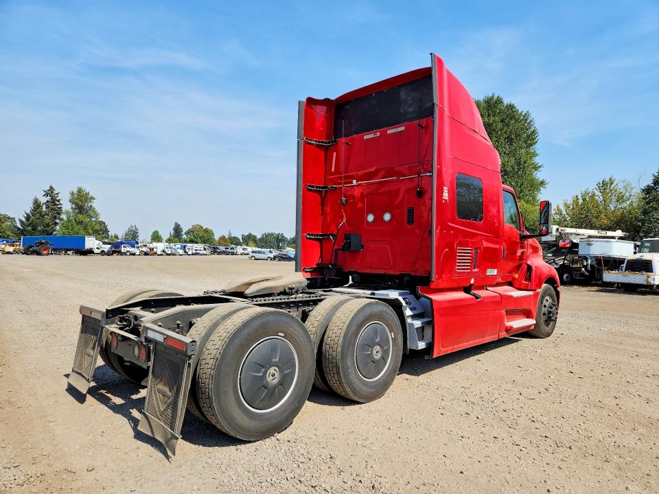 2019 International LT VIN 3HSDZAPR7KN505052 COPART salvage auction — MINOR DENT/SCRATCHES, OR - CERT OF TITLE-RECONSTRUCTED, sold $16,100 on 2026-09-01 (photo 3)
