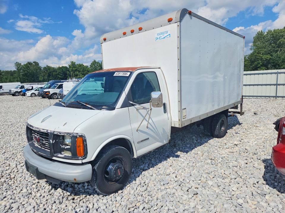 2002 GMC Savana VIN 1GDJG31R021204420 COPART salvage auction — NORMAL WEAR, Oh - Certificate Of Title (P), sold $700 on 2026-09-14 (photo 1)