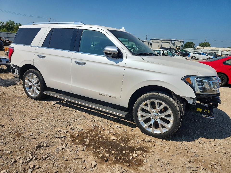 2018 Ford Expedition VIN 1FMJU1MT1JEA13861 COPART salvage auction — FRONT END, Mn - Certificate Of Title, sold $8,000 on 2026-10-07 (photo 4)