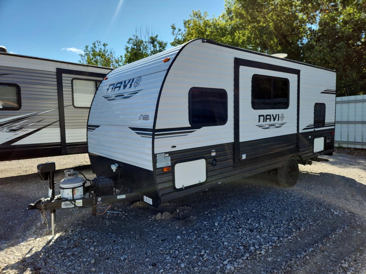 2019 Forest river VIN 5ZT2NVFC0KG810343 COPART salvage auction — Water/Flood, NY - MV907A-FLOOD SALVAGE (P), sold $5,300 on 2026-09-18 (photo 2)