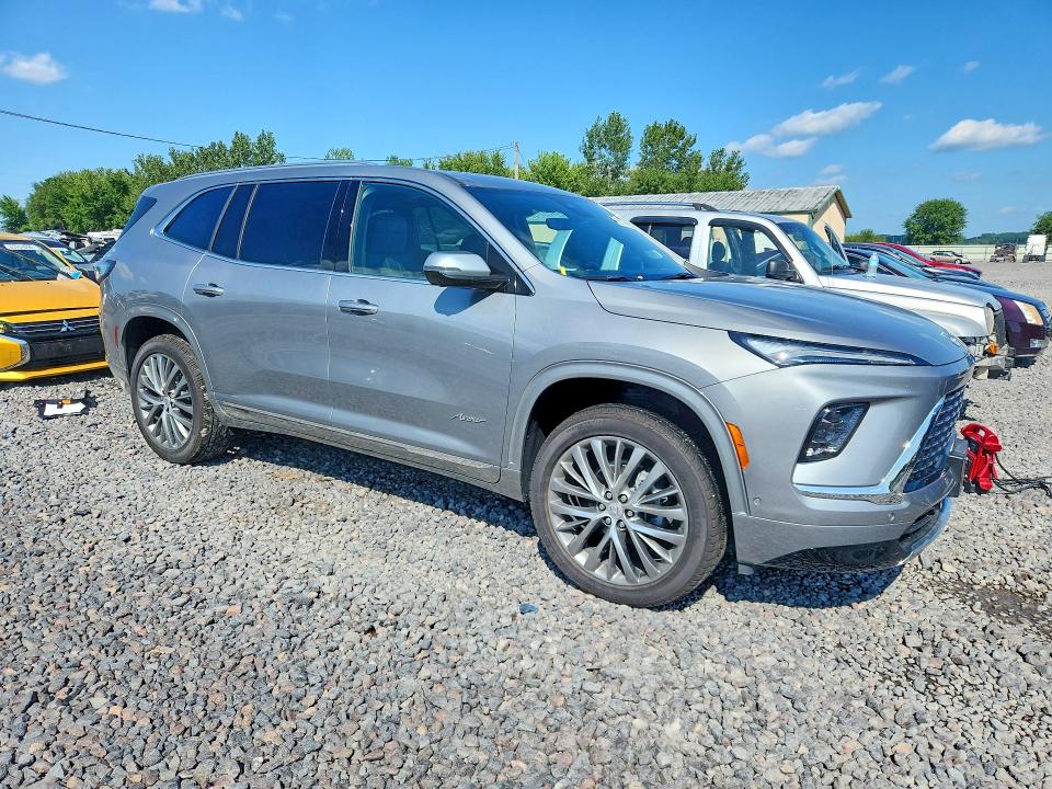 2026 Buick Enclave avenir VIN 5GAEVCKS9TJ280542 COPART salvage auction — WATER/FLOOD, IL - SALVAGE CERT-FLOOD, sold $29,500 on 2026-09-14 (photo 4)