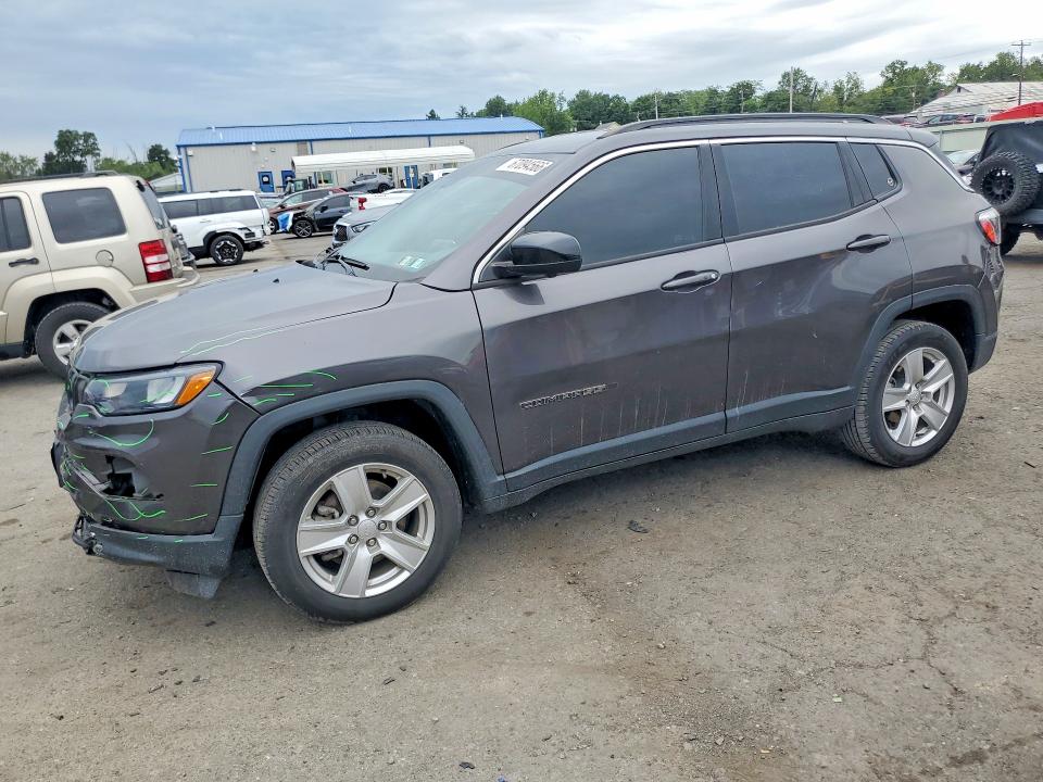 2022 Jeep Compass VIN 3C4NJDBB7NT102043 — COPART salvage auction photo