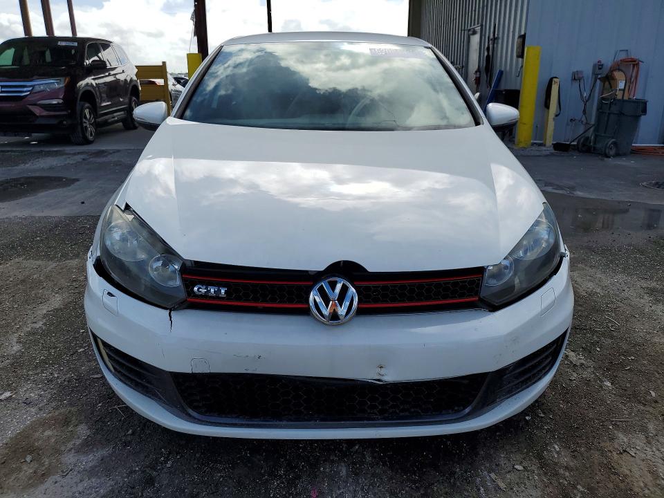 2013 Volkswagen Gti VIN WVWHV7AJ8DW127943 COPART salvage auction — FRONT END, Fl - Cert Of Ttl-Rebuilt&Slvg Rbld, sold $2,100 on 2026-08-18 (photo 5)