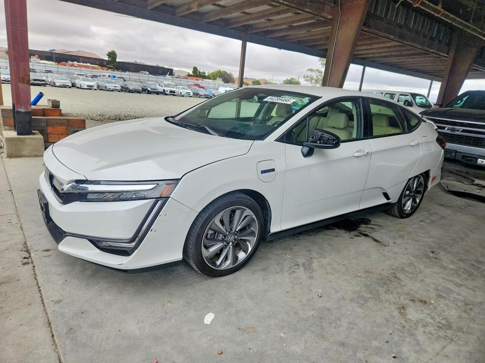 2018 Honda Clarity VIN JHMZC5F32JC008922 — COPART salvage auction photo