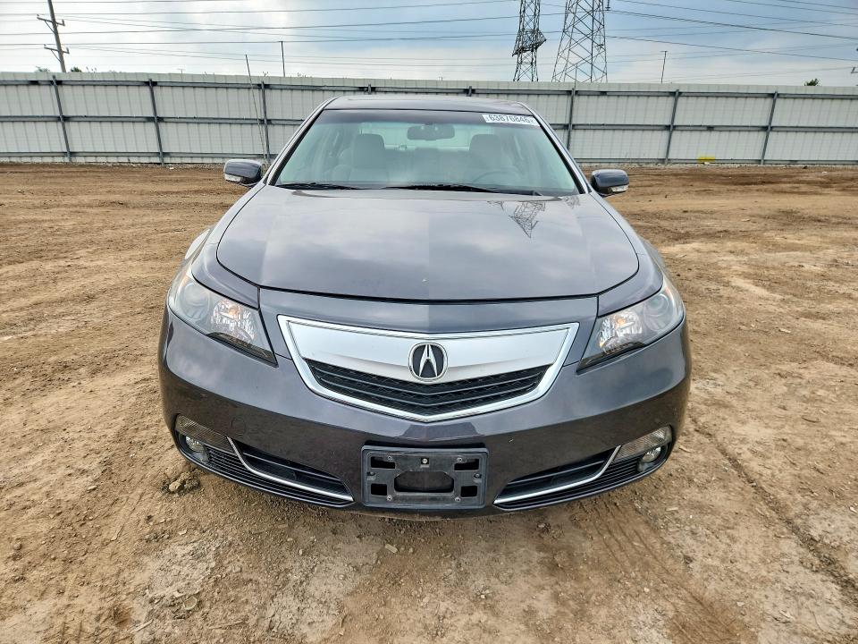2013 Acura Tl VIN 19UUA8F24DA015608 COPART salvage auction — MINOR DENT/SCRATCHES, Il - Certificate Of Title, sold $8,200 on 2026-08-25 (photo 5)