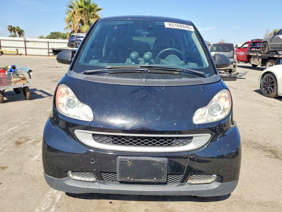 2008 Smart Fortwo VIN WMEEJ31X08K082328 COPART salvage auction — MINOR DENT/SCRATCHES, CA - DIS/DLR/EXP ONLY CLEAN TITLE, sold $225 on 2026-08-21 (photo 5)