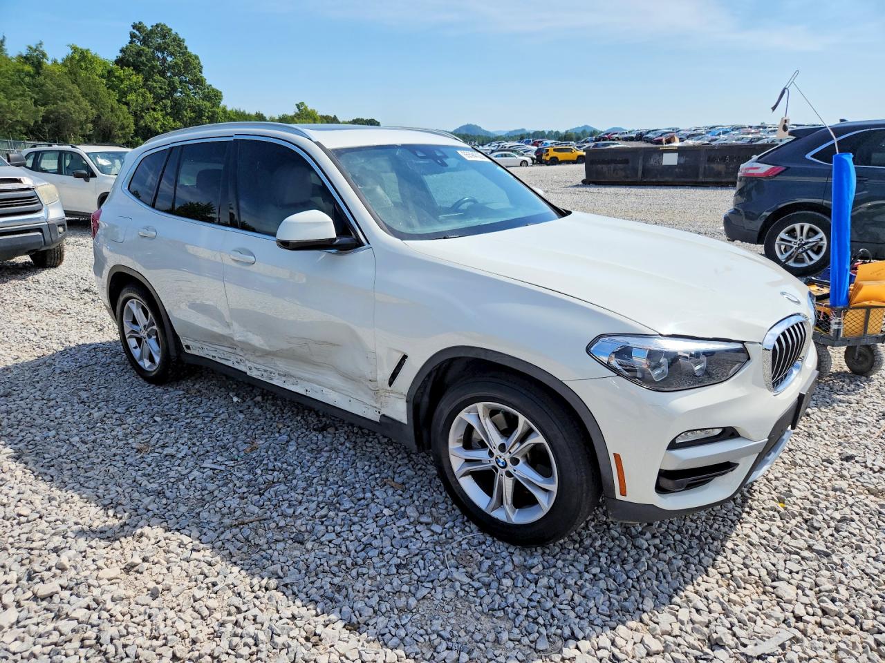 2019 BMW X3 VIN 5UXTR7C53KLE97034 COPART salvage auction — Side, TN - CERTIFICATE OF TITLE, sold $9,100 on 2026-09-11 (photo 4)