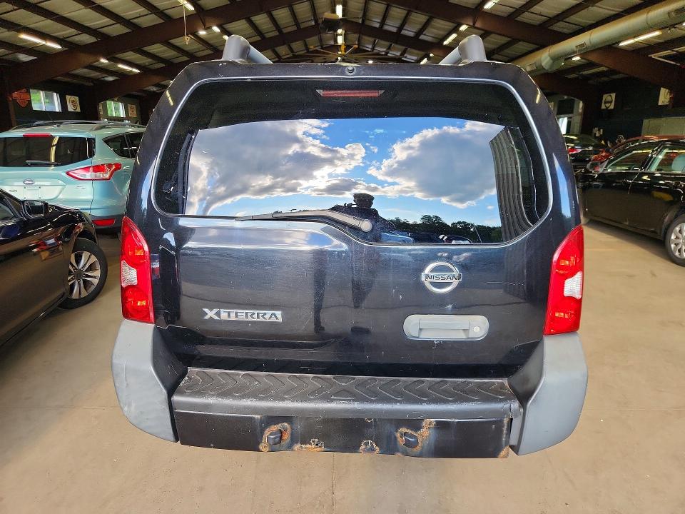 2013 Nissan Xterra VIN 5N1AN0NW3DN826414 COPART salvage auction — MINOR DENT/SCRATCHES, Nh - Certificate Of Title, sold $1,100 on 2026-09-23 (photo 6)