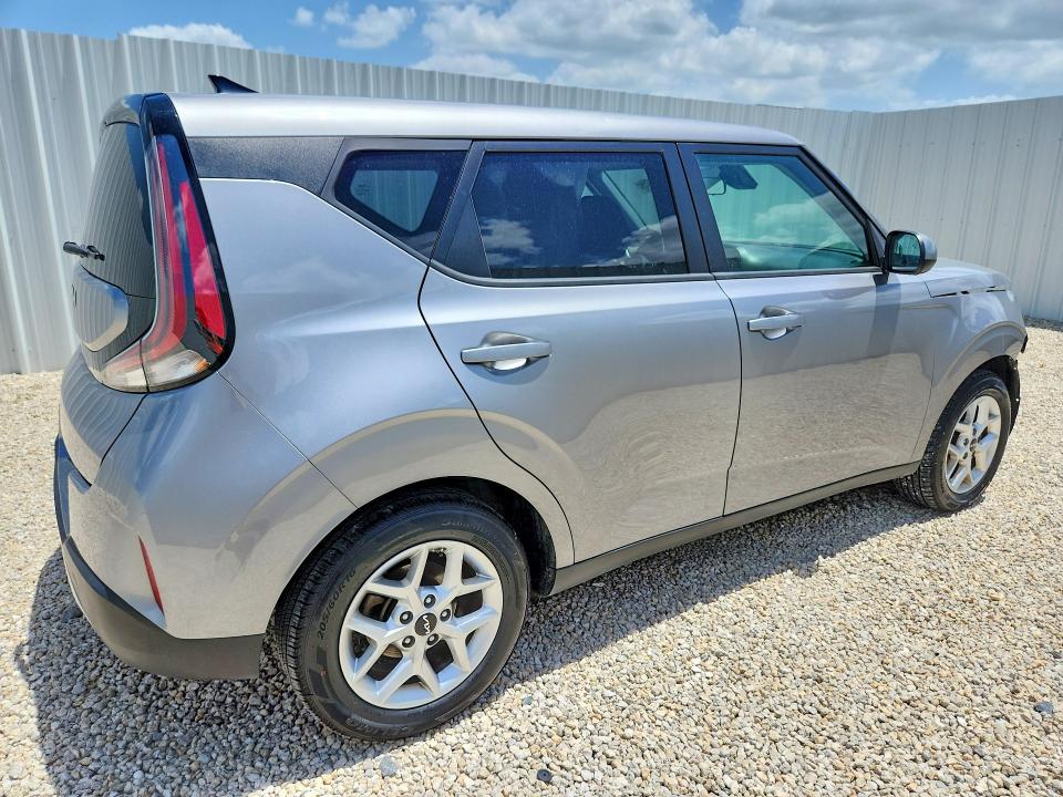 2024 Kia Soul VIN KNDJ23AU8R7240242 COPART salvage auction — FRONT END, Tx - Certificate Of Title, sold $5,200 on 2026-08-31 (photo 3)