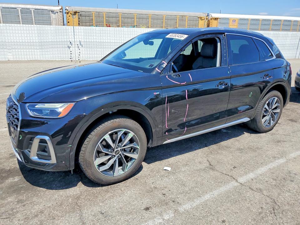 2022 Audi Q5 VIN WA1EAAFY9N2117992 — COPART salvage auction photo
