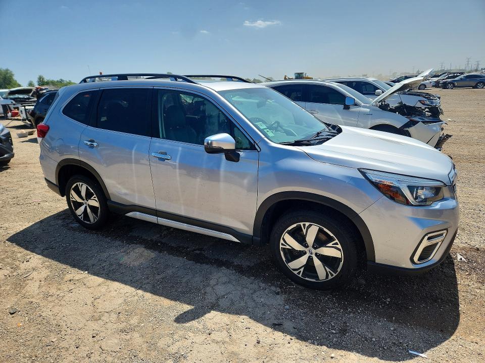 2019 Subaru Forester VIN JF2SKAWC1KH431012 COPART salvage auction — WATER/FLOOD, Il - Salvage Cert-Flood, sold $3,350 on 2026-10-13 (photo 4)