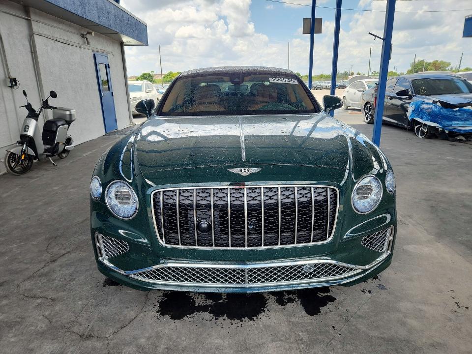 2026 Bentley Flying spur VIN SCBBP6ZG7TC025989 COPART salvage auction — REAR END, Fl - Cert Of Title Slvg Rebuildable, sold $182,000 on 2026-09-01 (photo 5)
