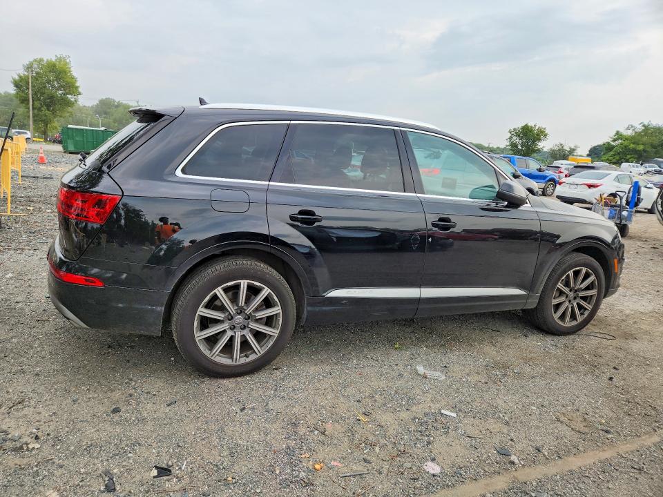 2019 Audi Q7 VIN WA1LAAF77KD009921 COPART salvage auction — MINOR DENT/SCRATCHES, Md - Certificate Of Title (P), sold $7,400 on 2026-09-10 (photo 3)