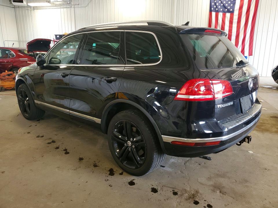2017 Volkswagen Touareg VIN WVGRF7BPXHD001438 COPART salvage auction — MINOR DENT/SCRATCHES, Mn - Certificate Of Title, sold $1,700 on 2026-08-13 (photo 2)