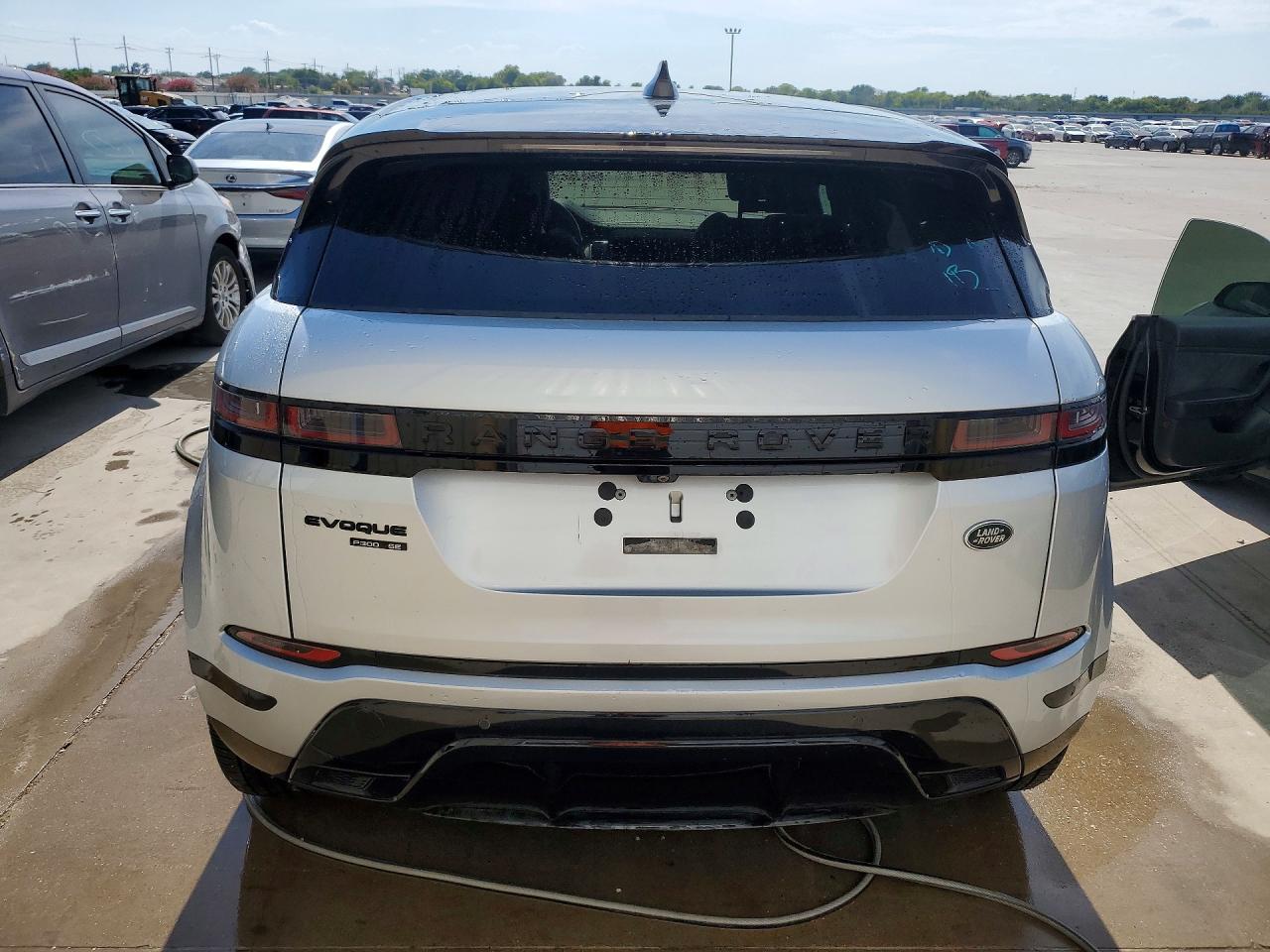 2020 Land rover Range rover evoque VIN SALZL2GX3LH016835 COPART salvage auction — Side, Ct - Clean Title, sold $7,400 on 2026-09-03 (photo 6)