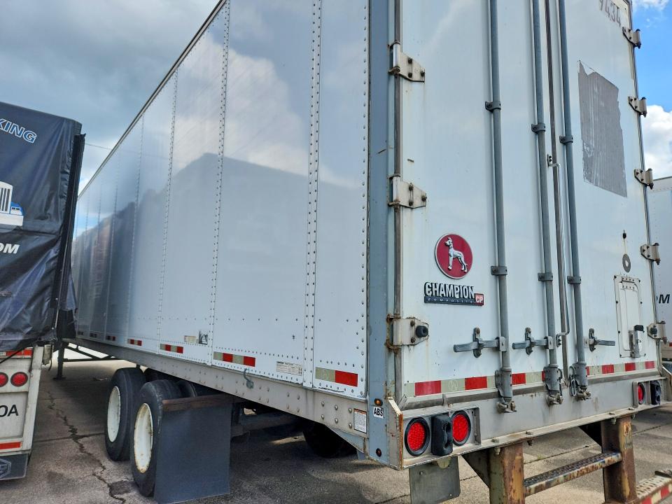 2018 Great dane trailers Trailers VIN 1GRAP0628JT109434 COPART salvage auction — ALL OVER, OH - CERT OF TITLE-SALVAGE, sold $125 on 2026-09-10 (photo 3)