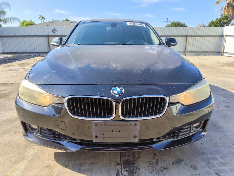 2013 BMW 3 series VIN WBA3C1C58DF438637 COPART salvage auction — MECHANICAL, Ca - Certificate Of Title, sold $2,050 on 2026-09-03 (photo 5)