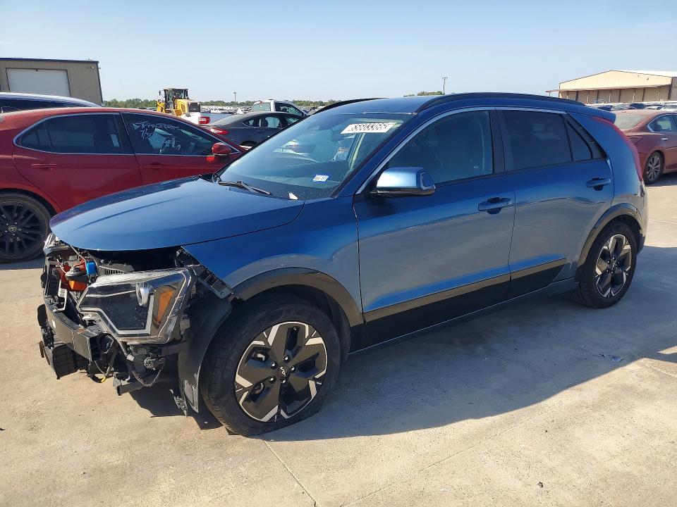 2023 Kia Niro VIN KNDCR3L12P5046239 — COPART salvage auction photo