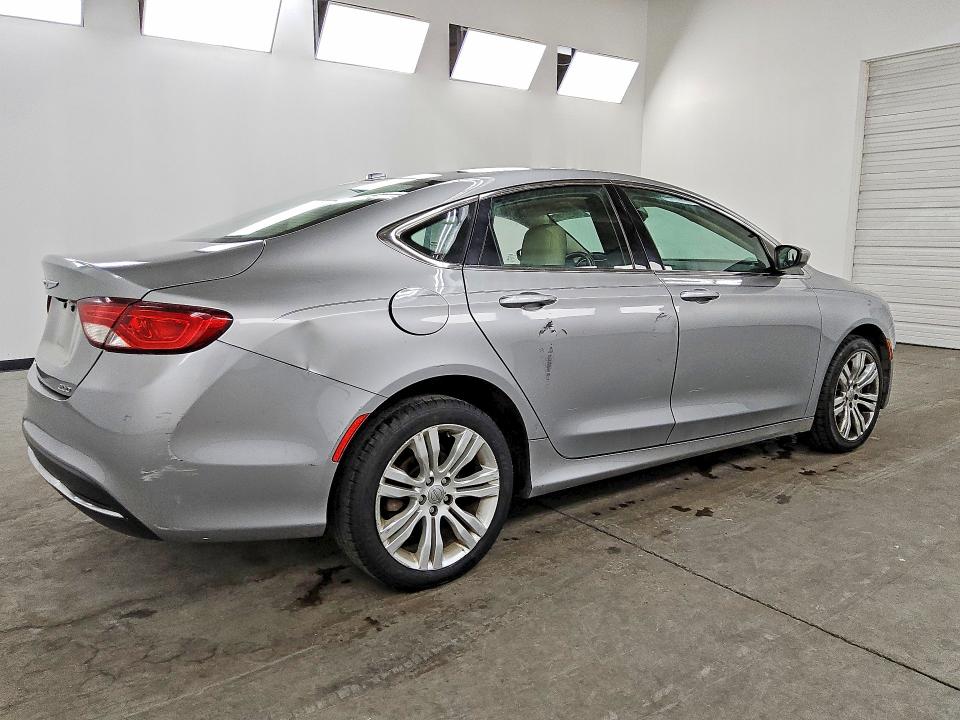 2015 Chrysler 200 VIN 1C3CCCAB2FN532582 COPART salvage auction — FRONT END, Il - Certificate Of Title, sold $300 on 2026-09-03 (photo 3)