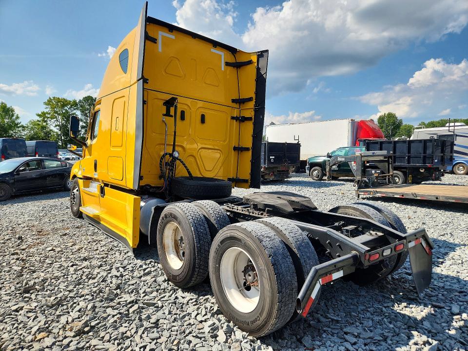 2024 Freightliner Cascadia 126 VIN 3AKJHHDR0RSUN1278 COPART salvage auction — SIDE, NC - SALVAGE CERTIFICATE OF TITLE, sold $52,000 on 2026-09-17 (photo 2)
