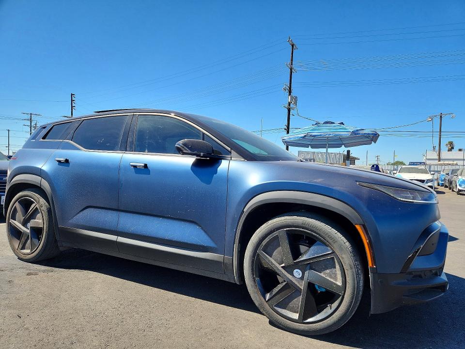 2023 Fisker Ocean VIN VCF1ZBU26PG003133 COPART salvage auction — FRONT END, Salvage Title, sold $8,900 on 2026-09-23 (photo 4)