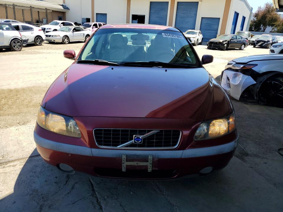 2004 Volvo S60 VIN YV1RS59V642402655 COPART salvage auction — MINOR DENT/SCRATCHES, CA - DIS/DLR/EXP ONLY CLEAN TITLE, sold $150 on 2026-08-07 (photo 5)