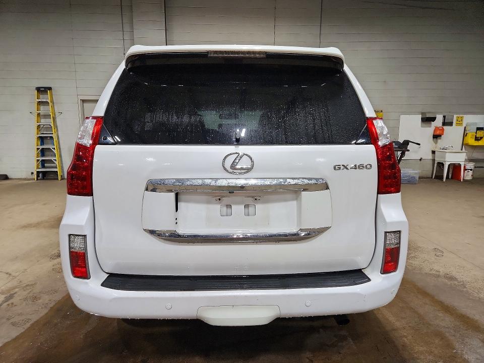 2013 Lexus Gx 460 VIN JTJBM7FX2D5061818 COPART salvage auction — MINOR DENT/SCRATCHES, CT - CERTIFICATE OF TITLE (P), sold $9,100 on 2026-08-25 (photo 6)