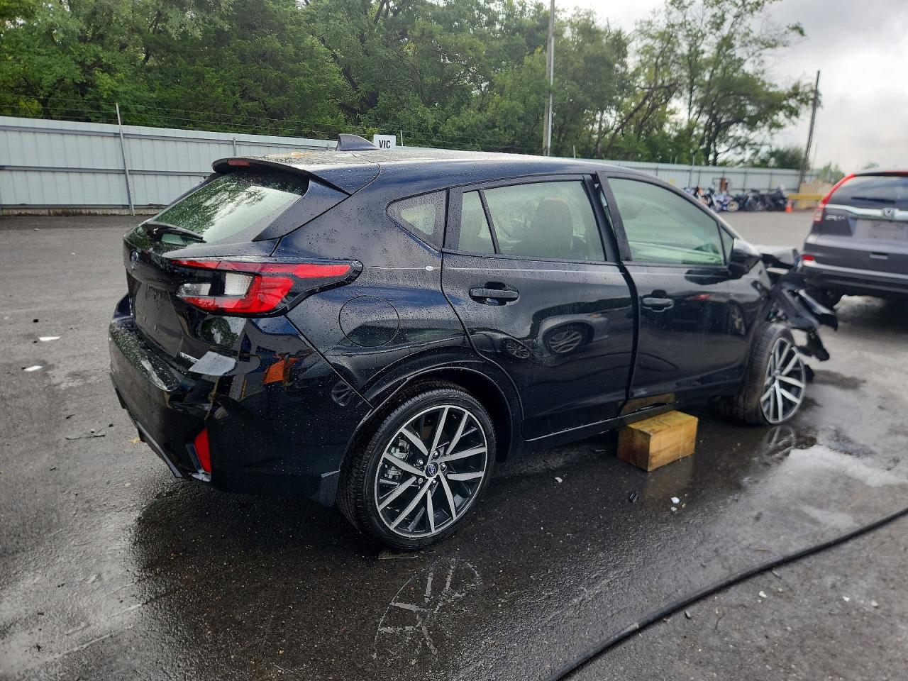 2025 Subaru Impreza VIN JF1GUAFC6S8201728 COPART salvage auction — Front End, Sc - Salvage Title, sold $1,000 on 2026-09-22 (photo 3)