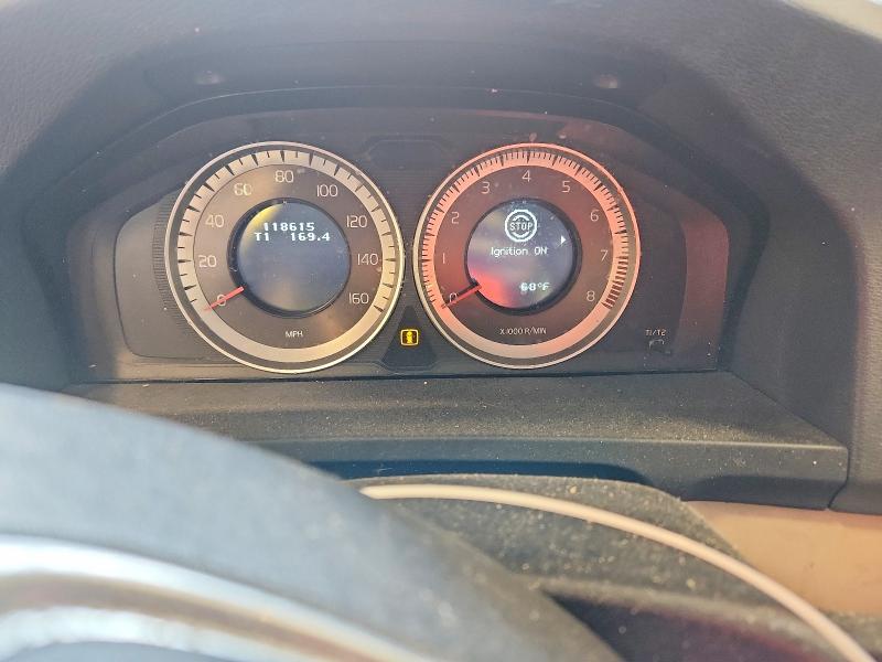 2013 Volvo S60 VIN YV1612FH9D2184004 COPART salvage auction — WATER/FLOOD, MN - CERT OF TITLE-PR SALV FLOOD, sold $250 on 2026-08-06 (photo 9)