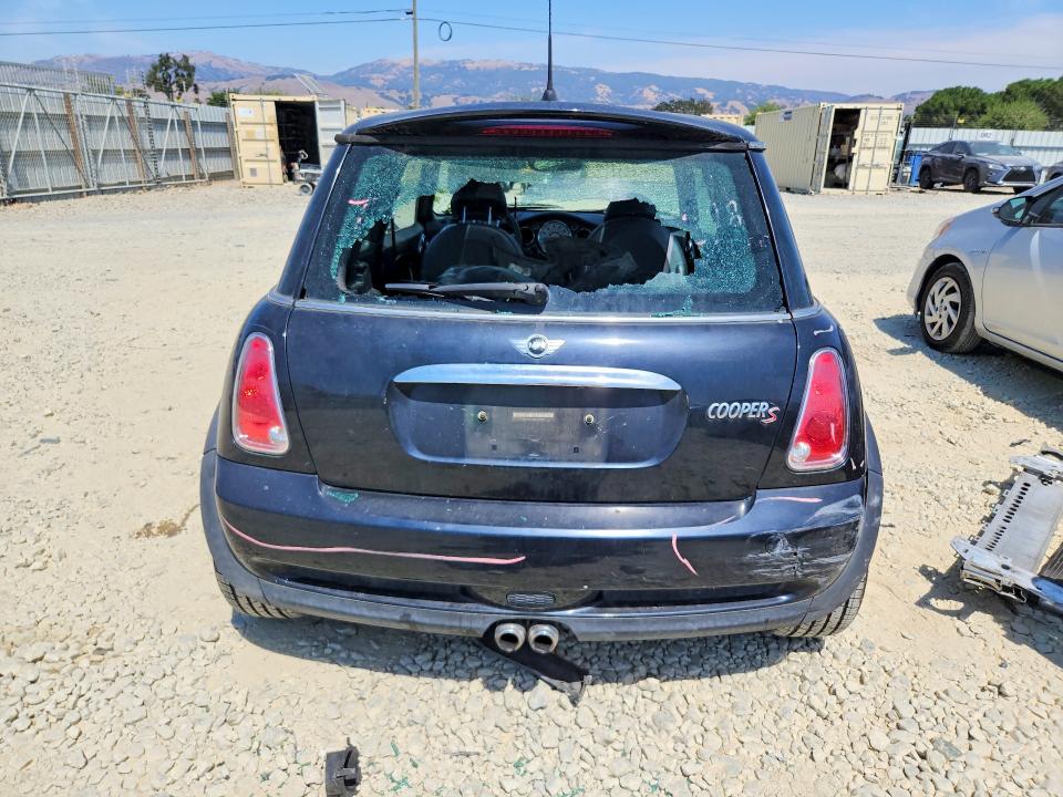 2006 Mini Cooper VIN WMWRE33586TJ40304 COPART salvage auction — FRONT END, CA - SALVAGE CERTIFICATE, sold $425 on 2026-08-20 (photo 6)
