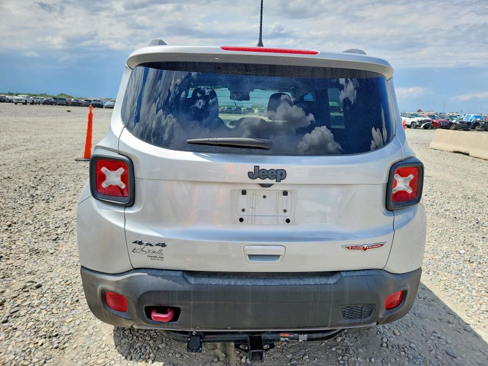 2021 Jeep Renegade VIN ZACNJDC12MPM14490 COPART salvage auction — MECHANICAL, Salvage Title, sold $5,600 on 2026-08-20 (photo 6)