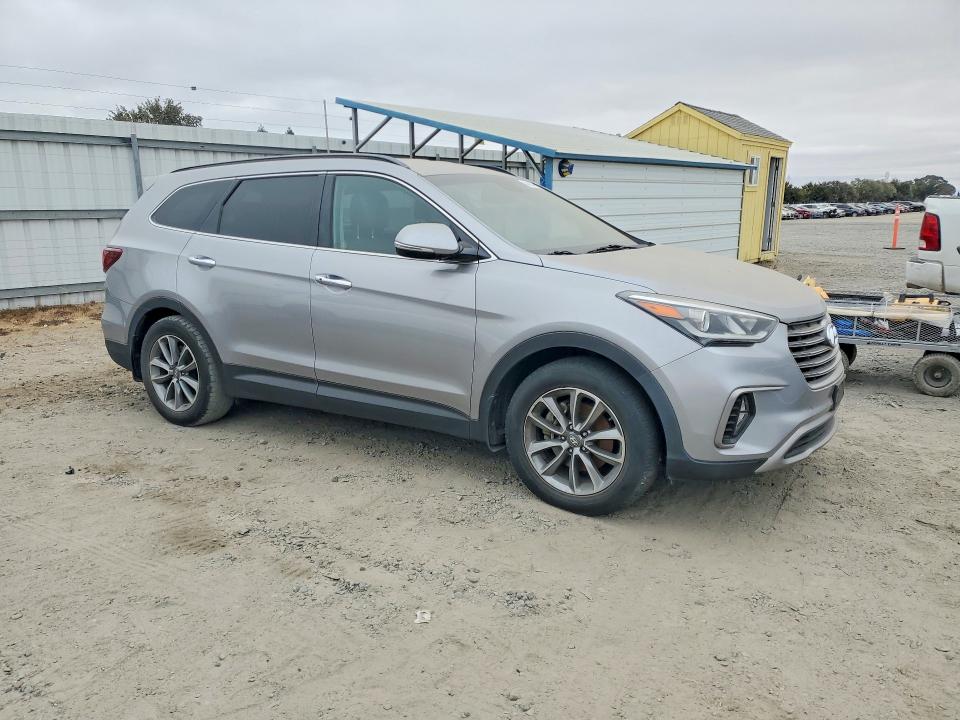 2018 Hyundai Santa fe VIN KM8SN4HFXJU264228 COPART salvage auction — MECHANICAL, CA - DIS/DLR/EXP ONLY CLEAN TITLE, sold $3,300 on 2026-08-21 (photo 4)