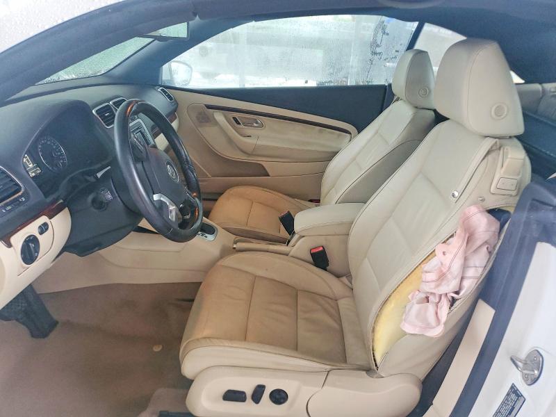 2010 Volkswagen Eos VIN WVWFA7AH7AV011795 COPART salvage auction — FRONT END, Fl - Cert Of Title Slvg Rebuildable, sold $1,200 on 2026-08-17 (photo 7)
