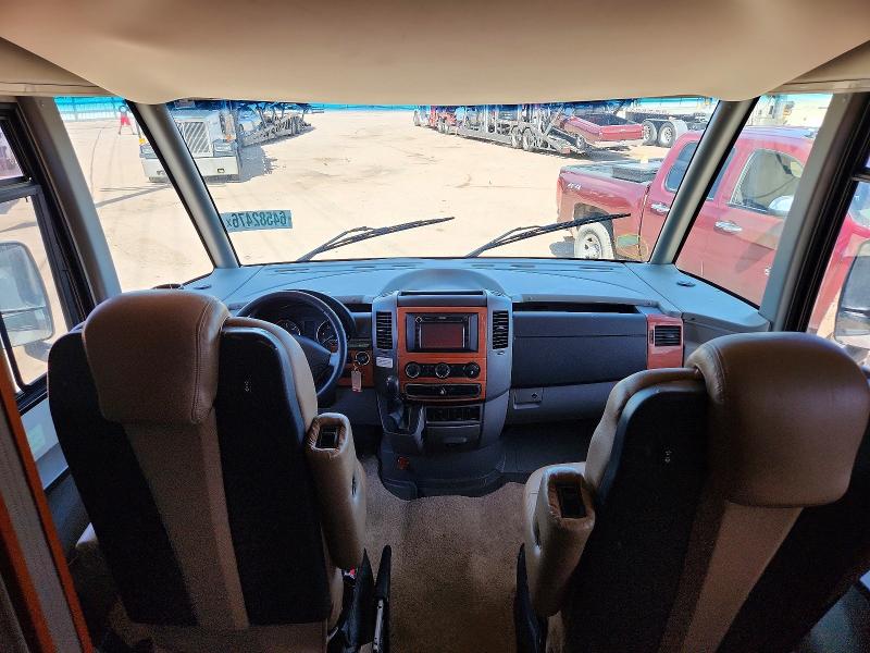 2009 Dodge Sprinter VIN WDXPF4AA799430623 COPART salvage auction — MINOR DENT/SCRATCHES, Co - Dis/Dlr/Exp Only Clean Title, sold $14,226 on 2026-08-25 (photo 5)