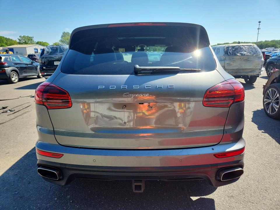 2015 Porsche Cayenne VIN WP1AF2A2XFLA35195 COPART salvage auction — NORMAL WEAR, Pa - Cert Of Title, sold $7,900 on 2026-08-18 (photo 6)