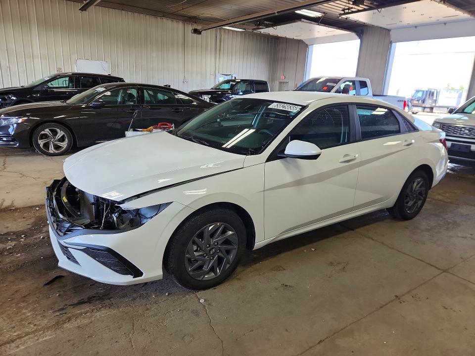 2026 Hyundai Elantra VIN KMHLM4DJ1TU212927 — COPART salvage auction photo