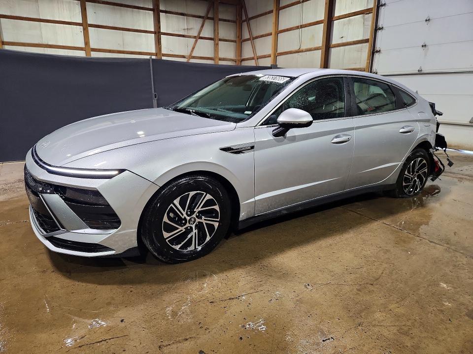 2026 Hyundai Sonata hybrid VIN KMHL24JJ0TA171993 — COPART salvage auction photo