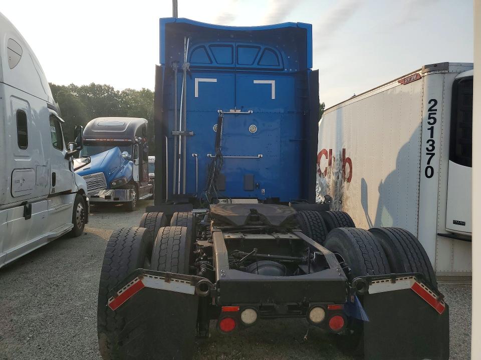 2018 Peterbilt All other VIN 1XPBDP9X9JD489528 COPART salvage auction — MINOR DENT/SCRATCHES, NJ - CERTIFICATE OF TITLE, sold $8,400 on 2026-09-03 (photo 6)