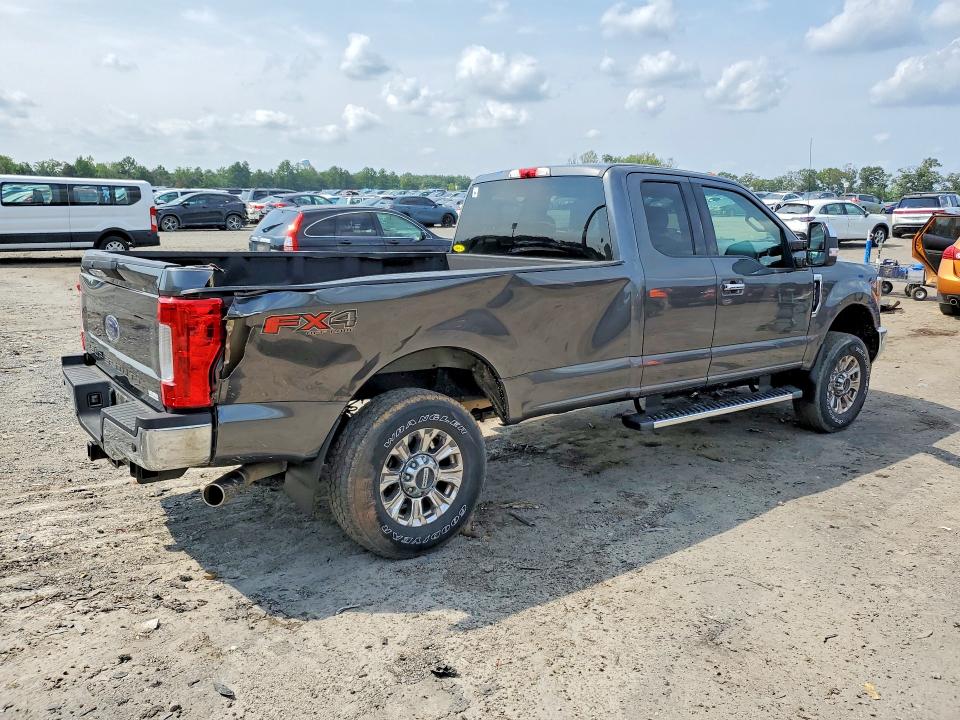 2019 Ford F250 VIN 1FT7X2B68KEC28681 COPART salvage auction — REAR END, VA - CERT OF TITLE - SALVAGE, sold $13,000 on 2026-08-26 (photo 3)